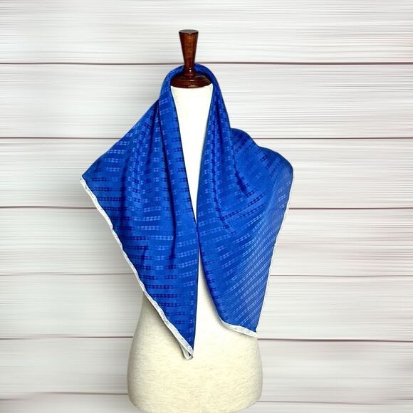 Silk Square Scarf Blue Jacquard White Trim made in Japan 31x31” - Picture 3 of 7